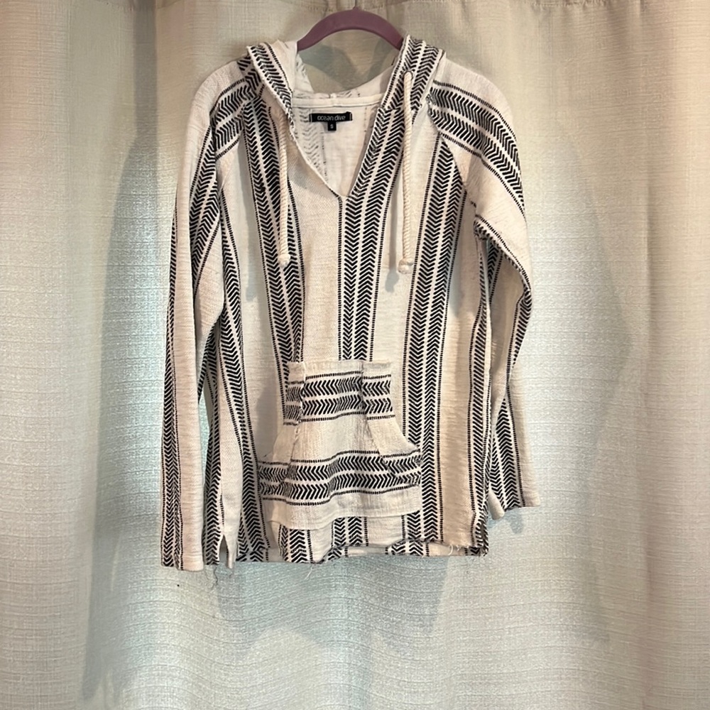 Beachy Pullover Hoodie